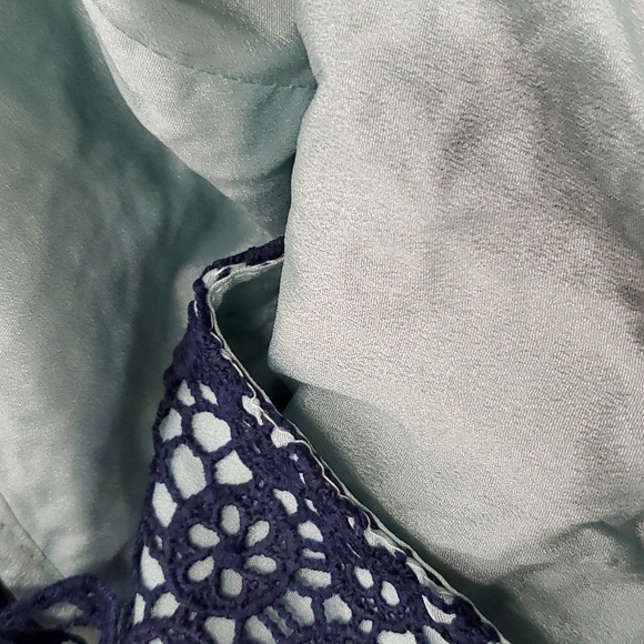 NWT Lulu's Navy Blue Crochet Scallop Lace Skater Dress Swing ⭐3+ Bundle 15%⭐️ - Picture 6 of 6